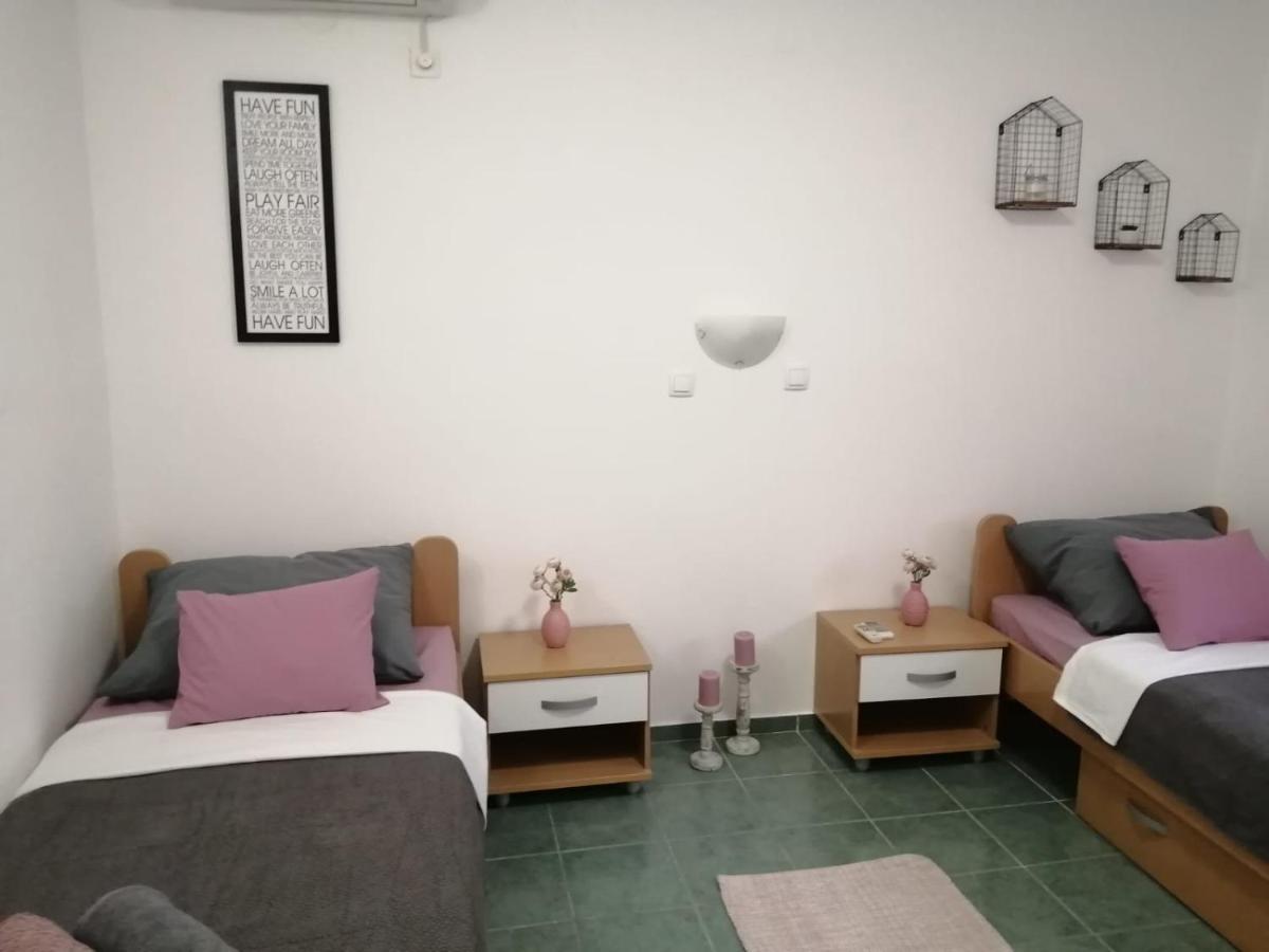 Holiday House Lara Starigrad Exterior photo